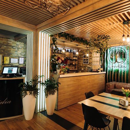 Hotel L'Invidia à Novaci-Străini Extérieur photo